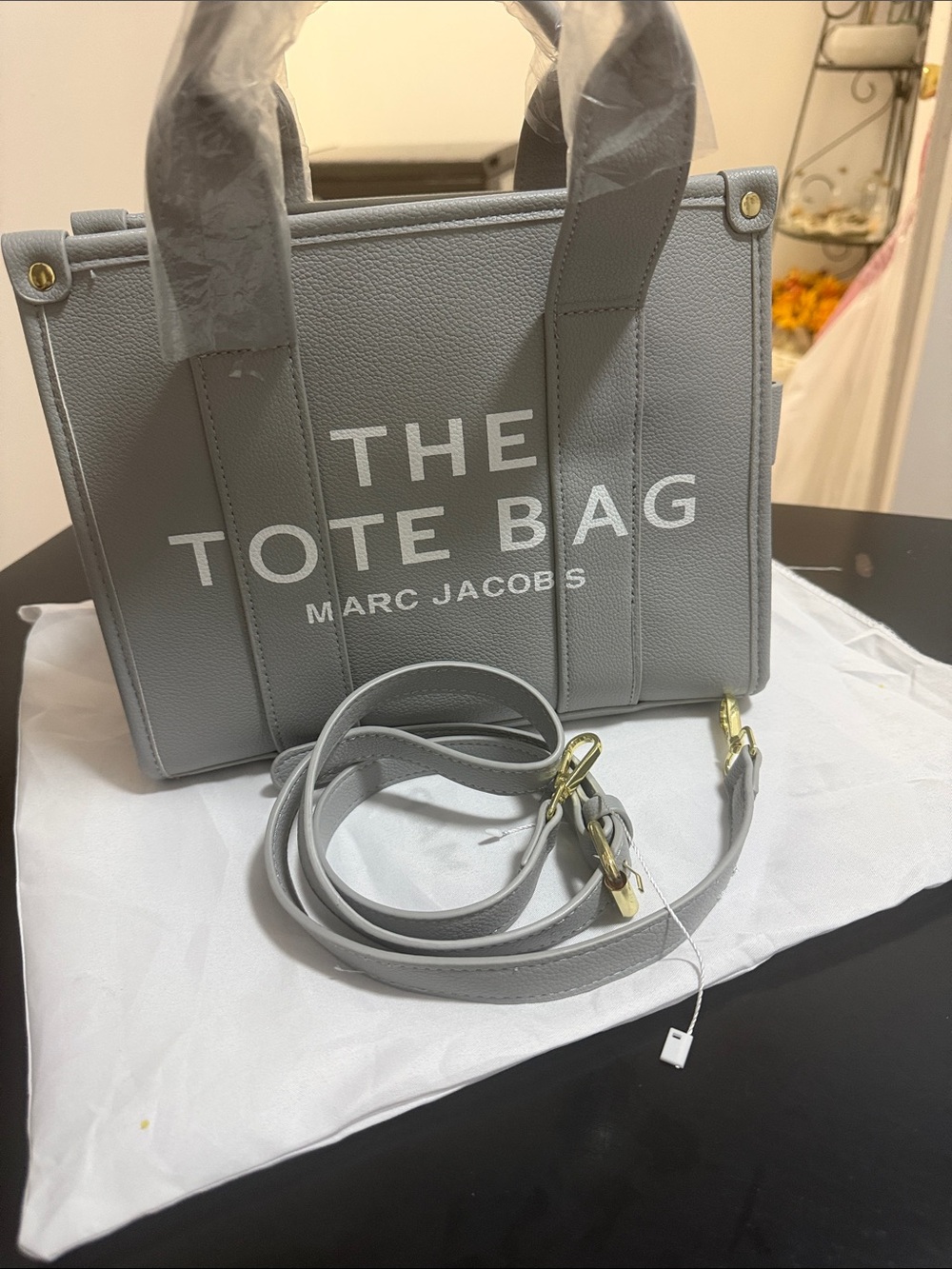 Marc Jacobs Gray The Tote Bag Canvas-Style Top Handle Tote - Picture 6 of 6